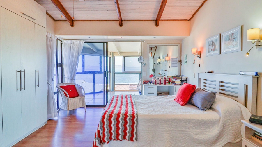 4 Bedroom Property for Sale in De Kelders Western Cape